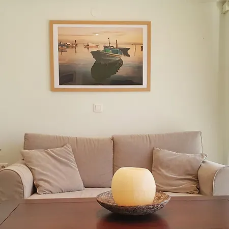 Limelight Apartment *