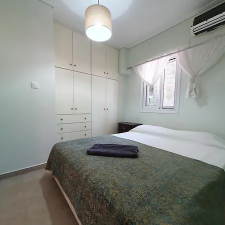 Limelight Apartment Nikiana